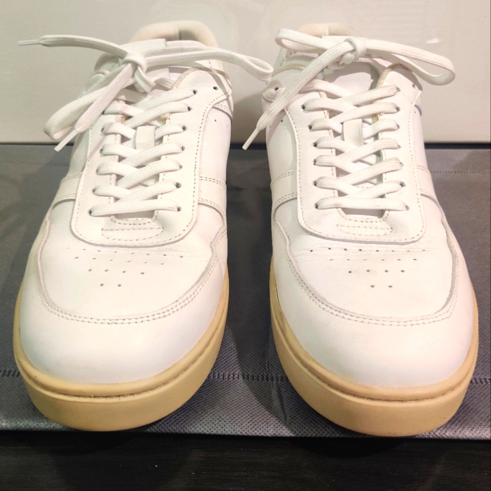 White Zara Unisex Sneakers Casual Leather Discontinued Rare Gum Sole Sz 10.5 Men